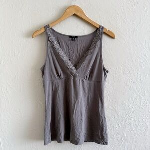 Y2K Jacob Gray Lace Trim V-Neck Tank Top Size M
